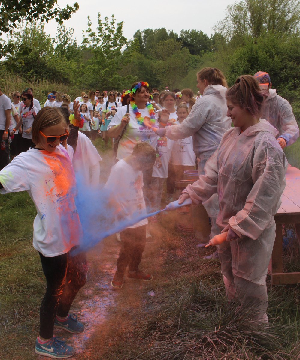 TrevorBevins's tweet photo. #Weymouth - great turn out for the #Weldmarcolour run today..Bubble run Sunday. More pics in View from Weymouth on Wednesday https://t.co/wAH70TEp9q