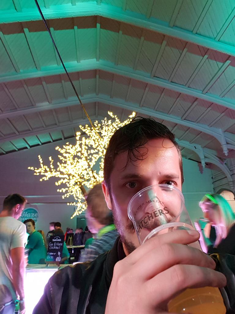 Foxahol's tweet photo. Shiny #Hazesessions https://t.co/kb7c4Ml9N8