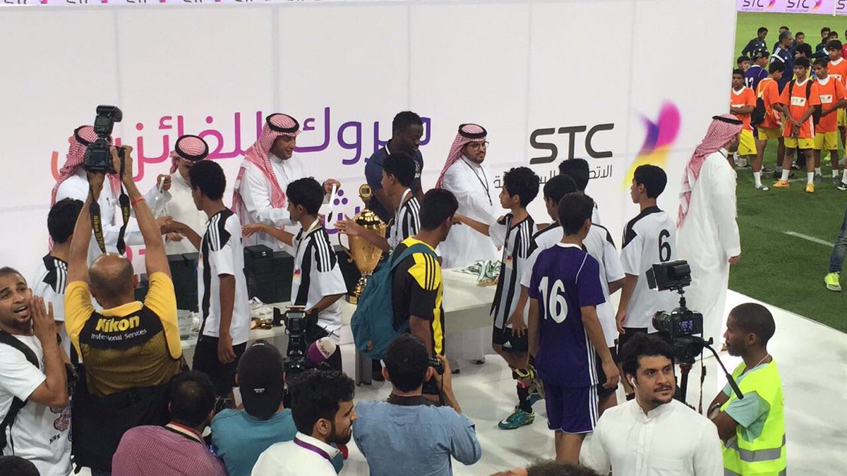 MohamadAmeen_7's tweet photo. ختام فعاليات البراعم🇸🇦👍🏻
نهائي دوري U14
نهائي دوري U12
نهائي منتخبات المناطق
مهرجان U9 FIFA
مهرجان U11 AFC
ختام دورة البرو
دورة FIFA للبراعم https://t.co/5jL9uEv4bM