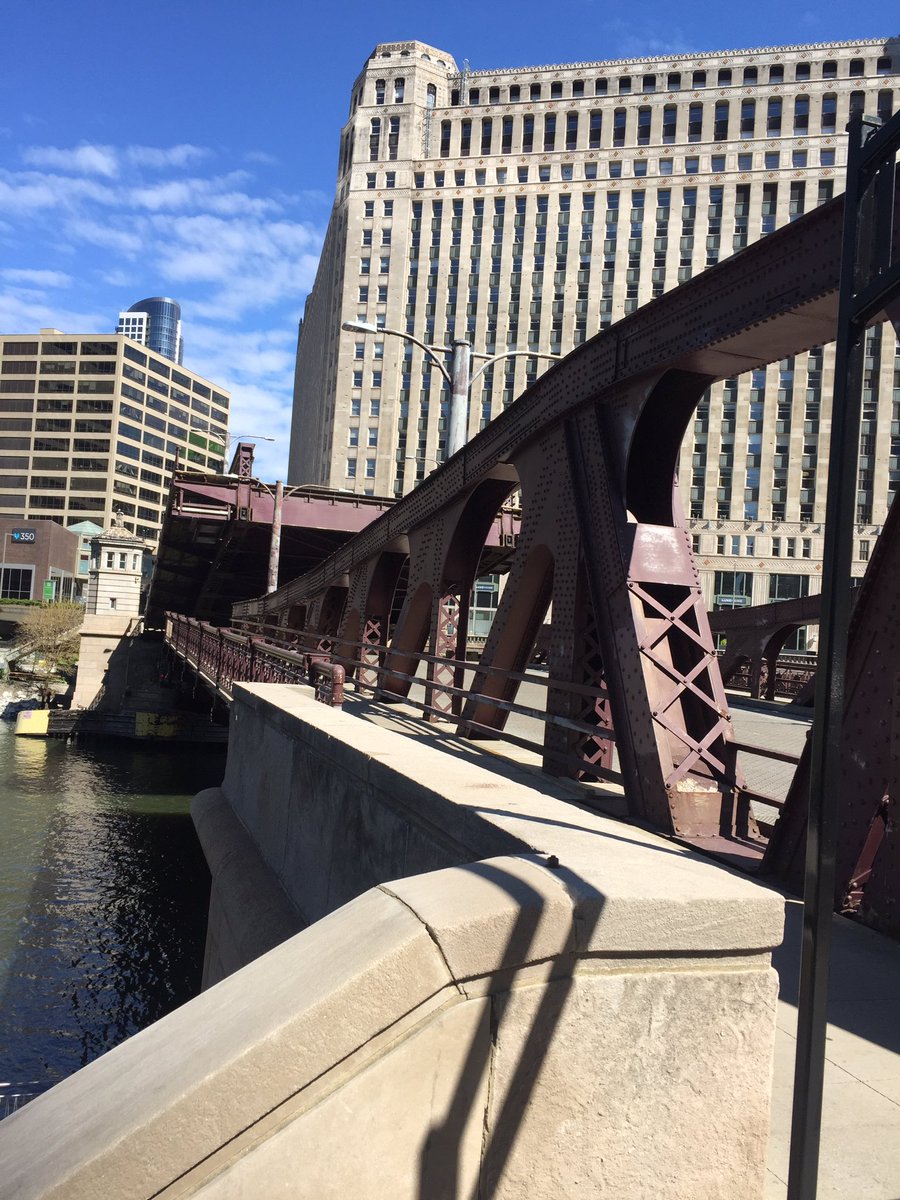 yeung_patsy's tweet image. A few days in Chicago in sunny cold weather #Chicago