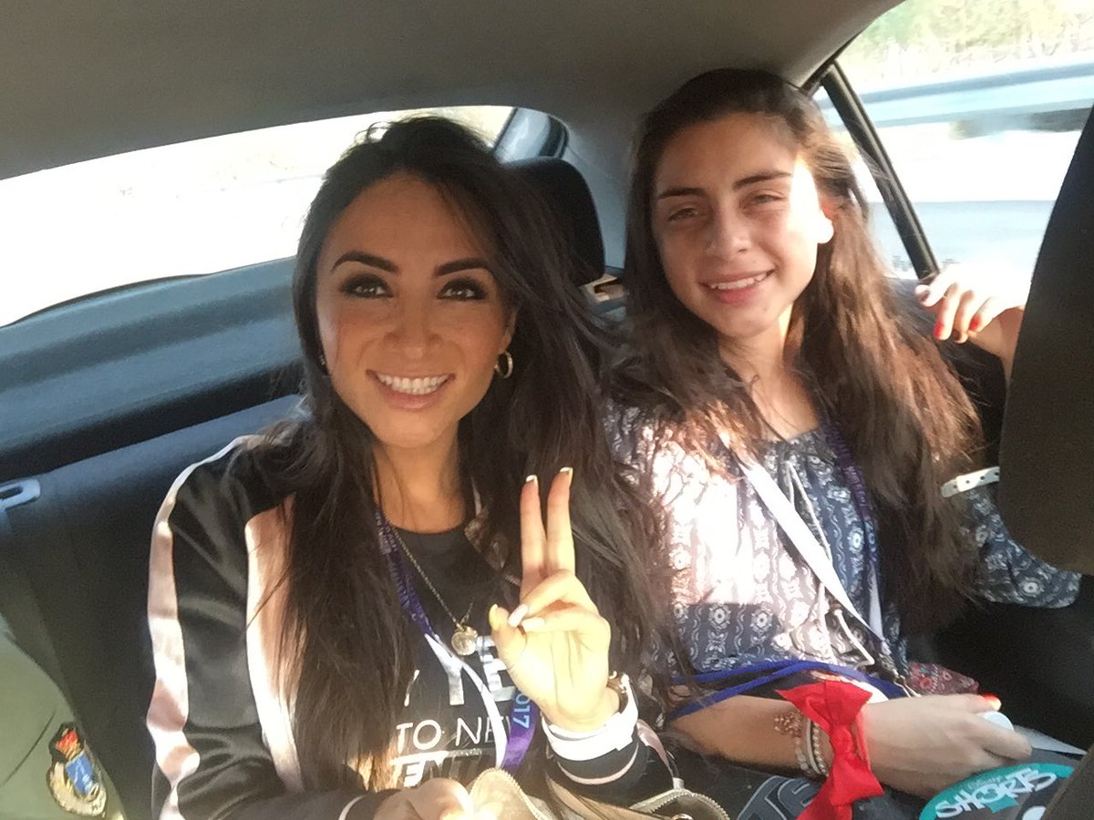 Almita_Oficial's tweet photo. Hoy llegamos a @conquemx con  #CabifyQro 😊. Excelente servicio  #CabifyMx #cabifypurple #ConAlma @Cabify_Mexico https://t.co/9YQIGPJxjF
