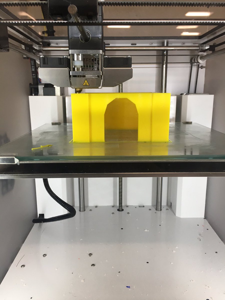 PHSPollitt's tweet photo. Casually 3d printing castles on a Saturday. #pltw #virtualdesignchallenge #3Dprinting https://t.co/v0OgDsjDSB