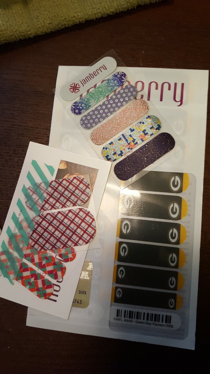 ohsnapletswrap's tweet image. FROM A CUSTOMER ‼️‼️ || I love my new jams!! Thank you :)