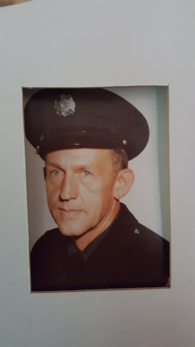 Cindy2020Gma2's tweet photo. #mygrandpa #chicagofirefighter and #myson #namesake https://t.co/pcp31p7B26