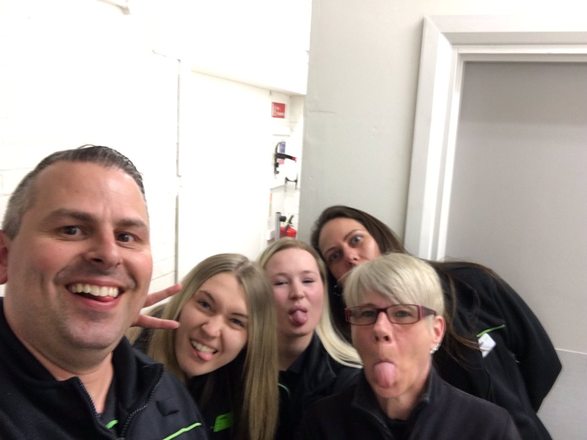 RealSoulShaker's tweet photo. Last day with this great team, shared some fantastic times together and achieved so many amazing things #teamLFE https://t.co/nsjIrz1dWc
