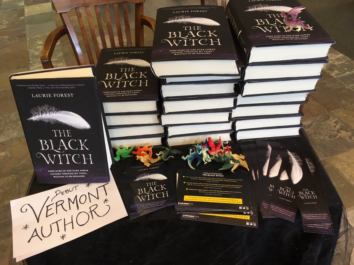 laurieannforest's tweet photo. Getting ready to sign at the @burlingtonbn #TheBlackWitch #EpicFantasy πππ²β€οΈπ #TBWbooktour #YAlit #Fantasy #dryads #dragons #MagicUniversity https://t.co/dHtObB53Yr