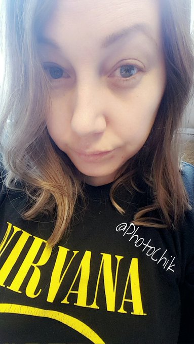 Pre cut and colour. + makeup free. https://t.co/ifsmYNCuZ2