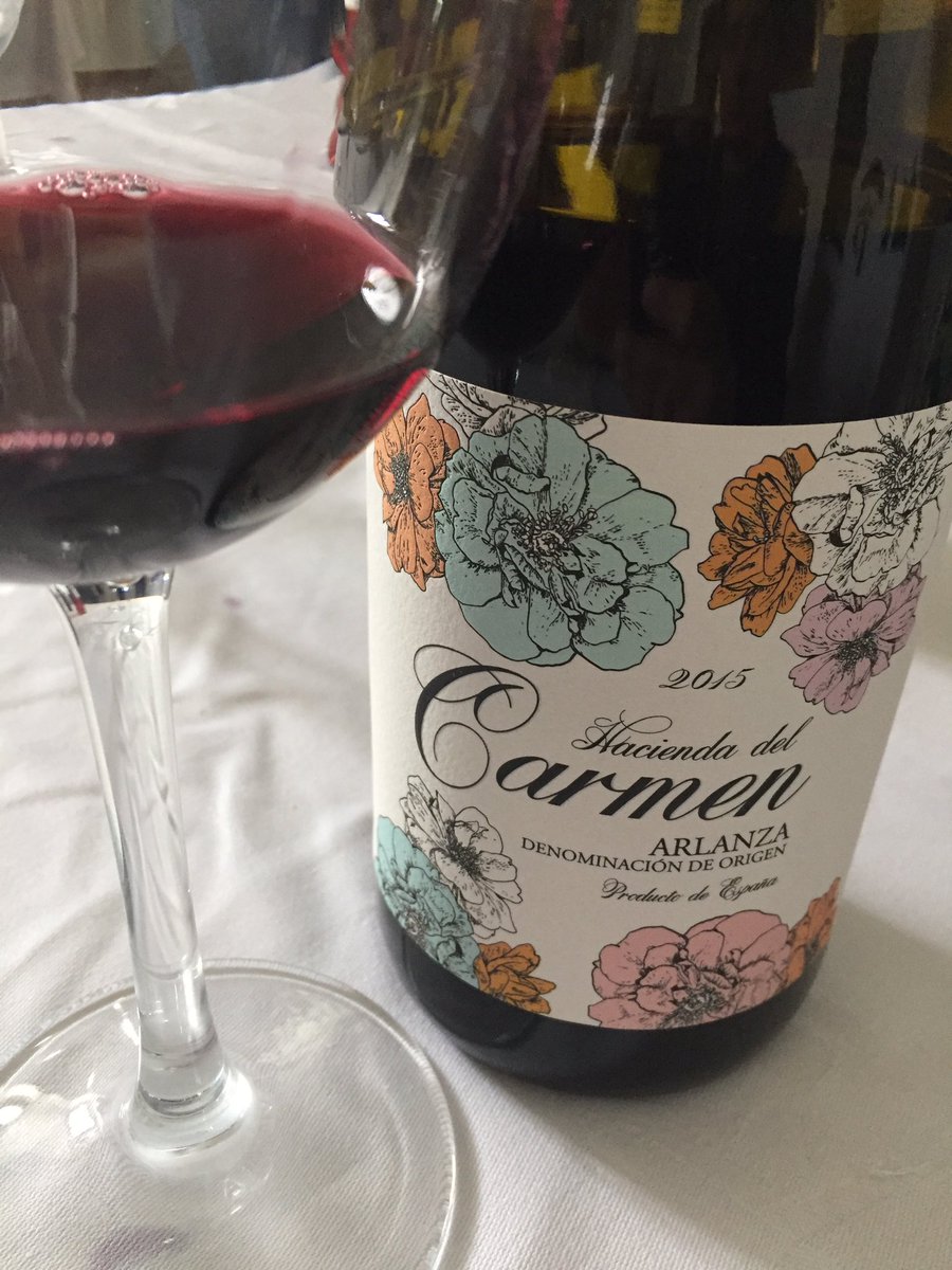WineSofa's tweet photo. Our TOP3 wines from the small DO-s of Castilla y León #Spain #DoArribes #DoTierraDeSalamanca #DoArlanza #cmb2017 #winelover https://t.co/oKXY1yB0Dt