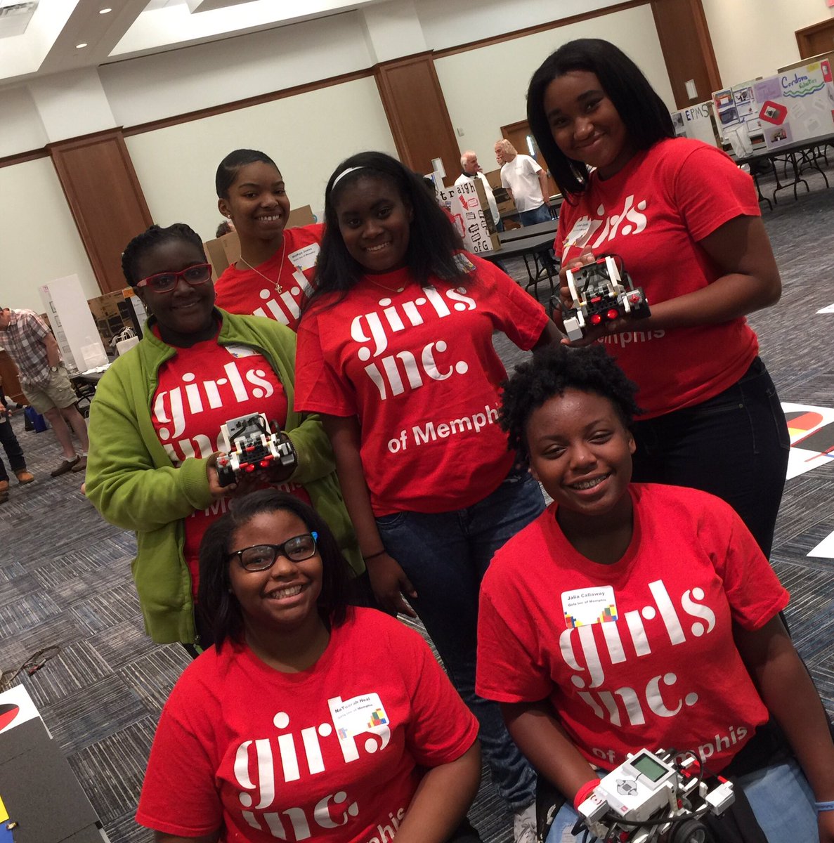 SWEMemBots's tweet photo. All systems are ready to go for the ladies @GirlsIncMemphis mentored @Medtronic_Spine #SWEMemBots #STEM #legomindstorm https://t.co/nGzNQ8aY4q