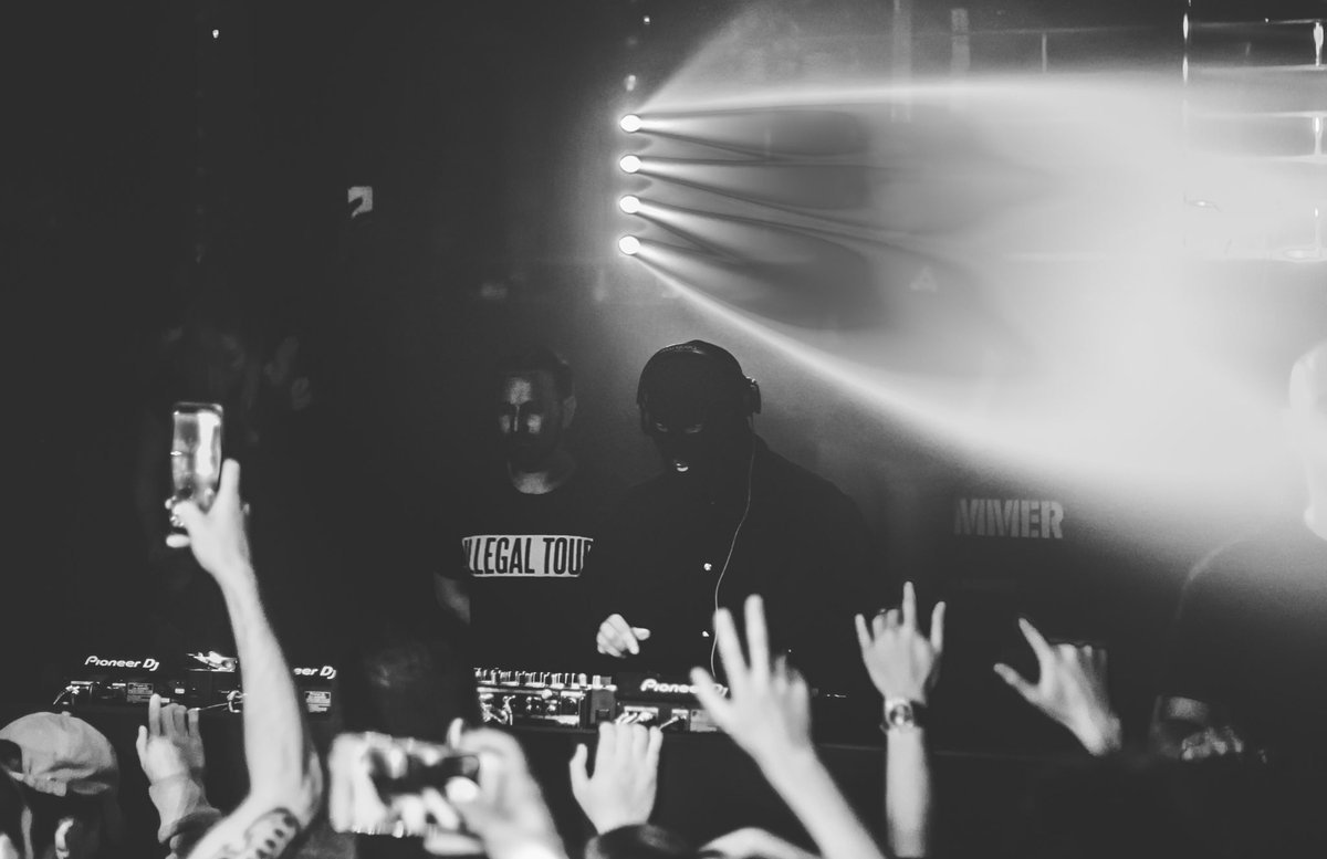 Malaamusic's tweet photo. Brooklyn that was insane. Real vibes ! https://t.co/xkCgHuvYaH