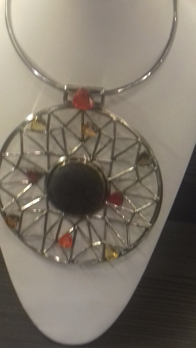 mexicoalacarta1's tweet photo. Desde la increíble boutique de de Oscar Figueroa Jewel en #Aurea @ofjoyas en la ciudad de #Taxco #of_joyas #aureataxco #diseñodeautor https://t.co/5XHl5jEUY6