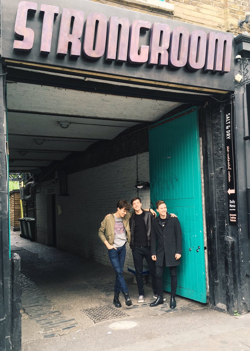 lakemlw's tweet photo. Ha! Soundcheck done @Strongroom and we're ready to bring the house down!!! Come see us w/ @fondofrudy #neonislands @souterrainlive β€ https://t.co/BKCYwWt8uz