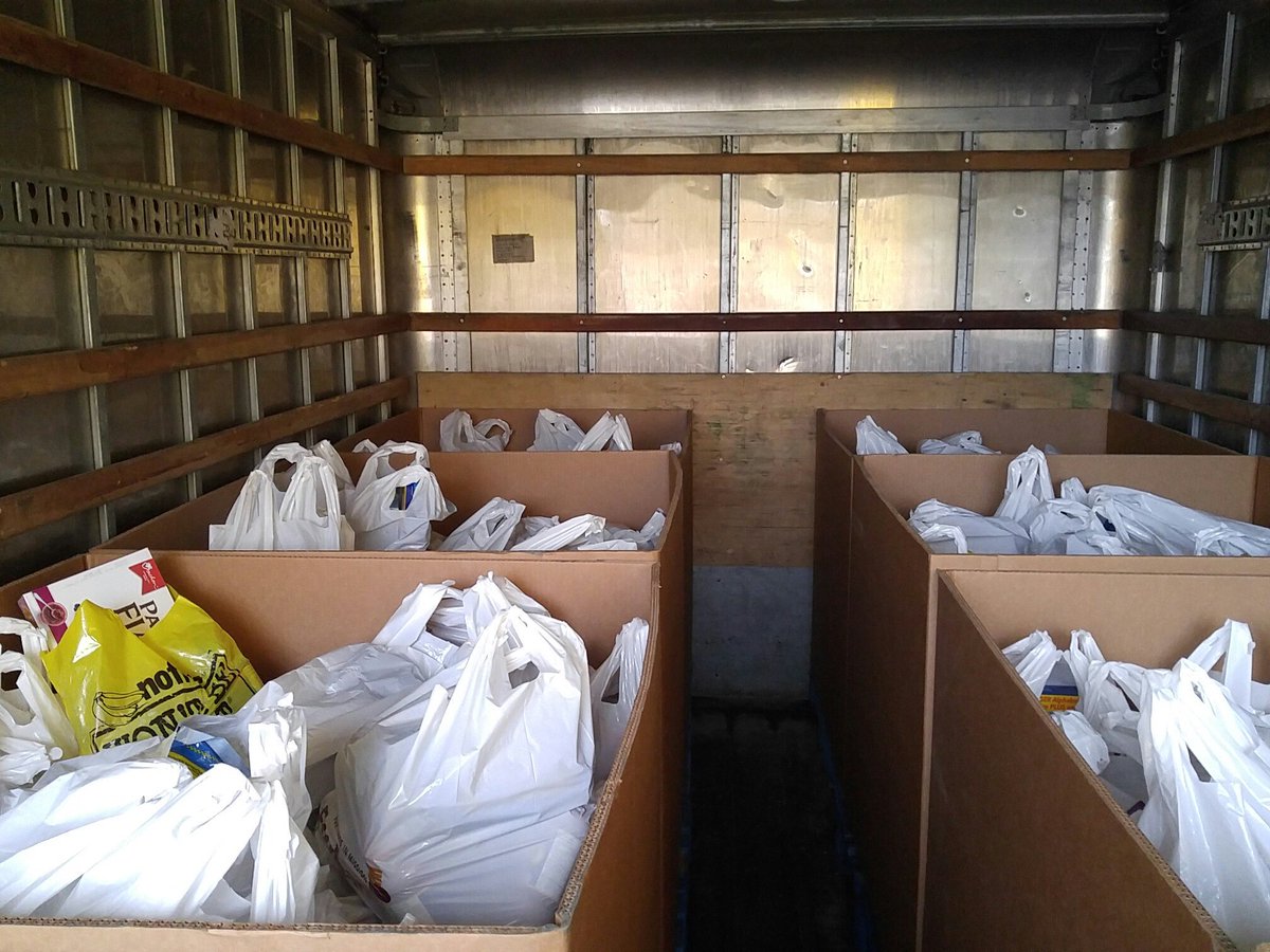 Thanks #ygk for your support today for <a href="/FoodBankKtown/">Partners in Mission</a> #Foodblitz