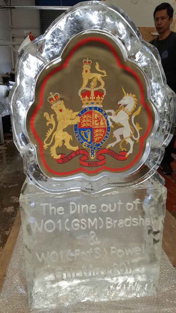GlobalIceUK's tweet photo. Our delivery for tonight #Mod #22yearsservice #respecttotheservices https://t.co/hL4oKKY5M9