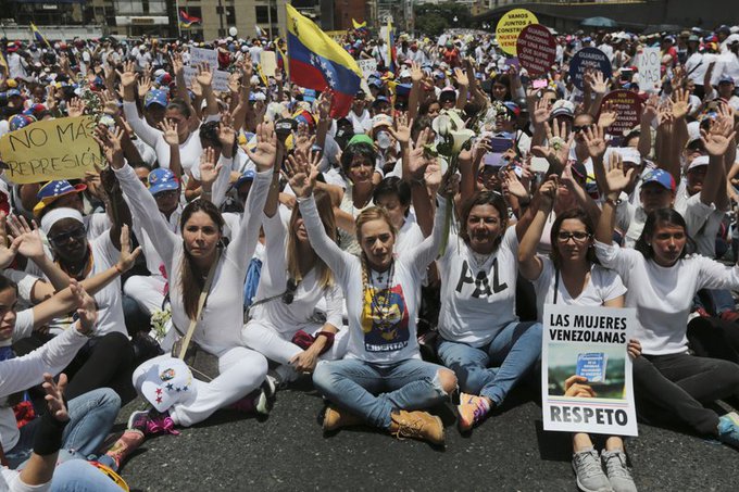 View image on Twitter