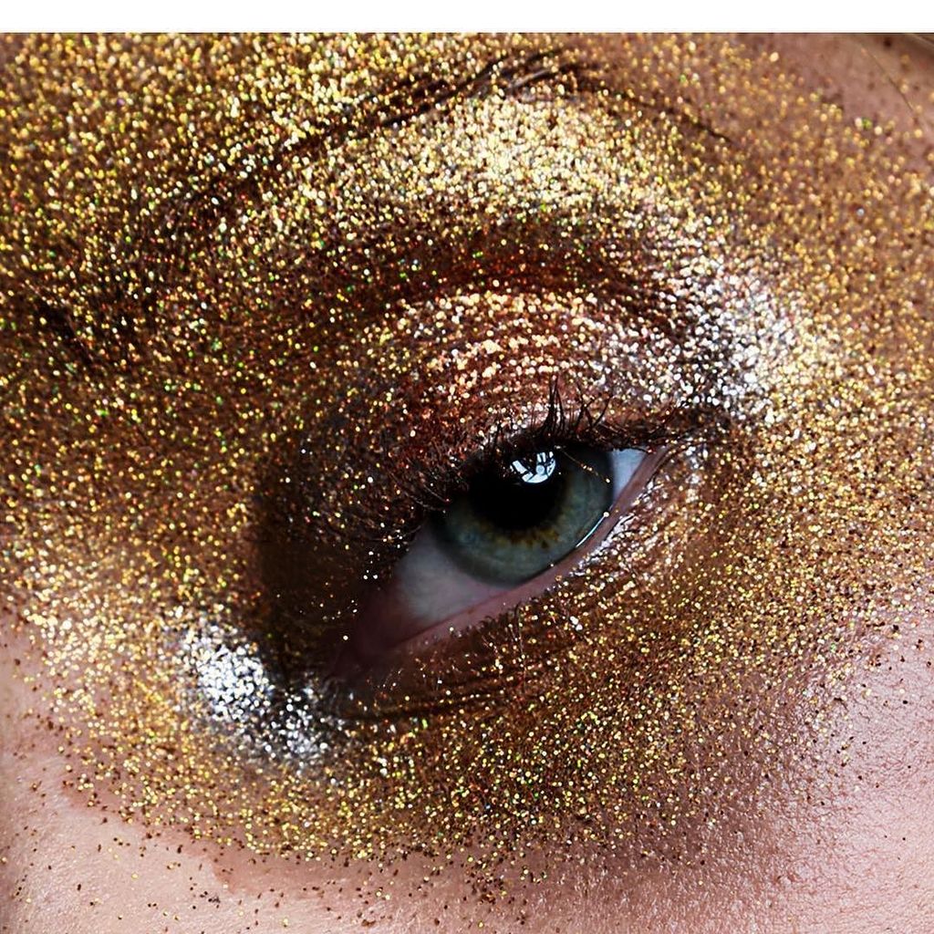 MonCapriceUW's tweet photo. #MonCaprice #MuyMonCaprice .
.
.
#lenceria #sexy #love #makeup https://t.co/7Juj1xwUdD https://t.co/g5Wmo0VuCH