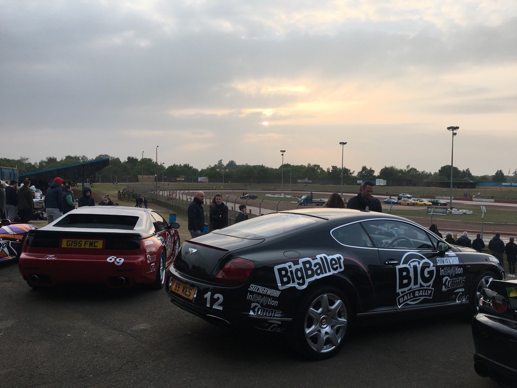 Qualifying is almost over and we're getting ready for the main event here at #kotr2017!