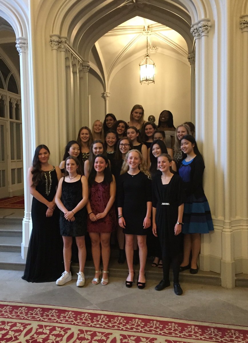 wasamun's tweet photo. Delegates from @WycombeAbbey ready for the Diplomatic Dinner https://t.co/UD6wi8ko7C