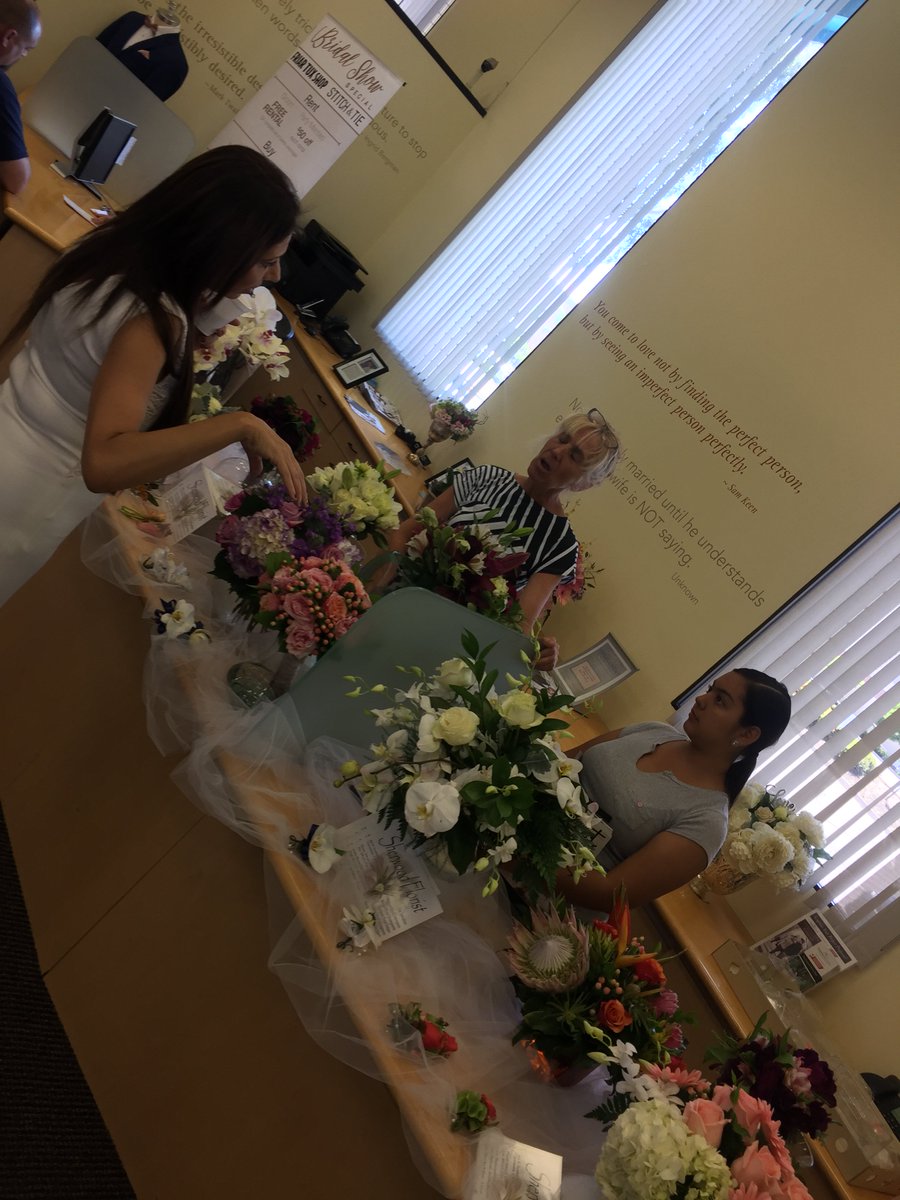 BritBeatEnt's tweet image. From the Robbins Bros engagement fair.
britbeatentertainment.com