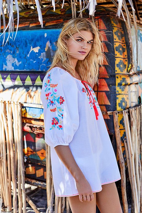 Primark's tweet image. Ain't no #BasicBeach 💁🏖 bit.ly/2pNhz97 #Primark