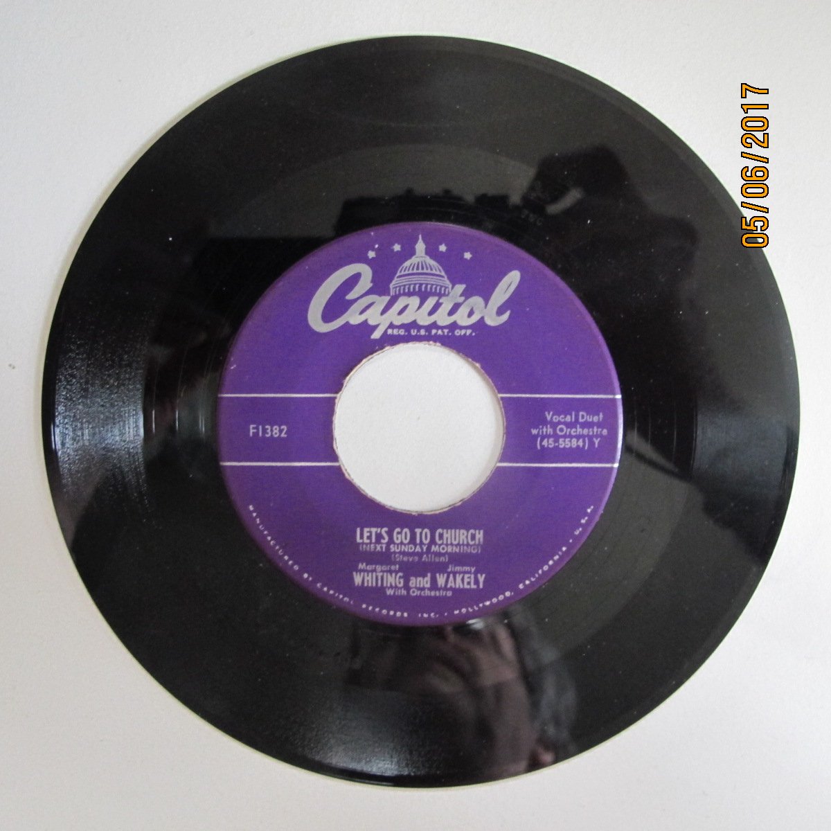 recordonthewaIl's tweet photo. 1951 #MargaretWhiting #JimmyWakely #Easter Parade #LetsGoToChurch #Sunday 22.22 on Amazon https://t.co/bqv86GRIMm #vintage #vinyl #1950s https://t.co/9Yt3pRVQnR