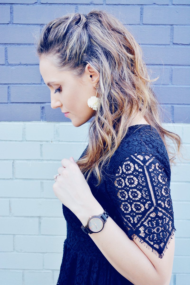 Click the link below to enter an awesome watch giveaway! ajoyfulriot.com/the-perfect-wa… #jordwatch #woodwatch #mothersday #gradgift