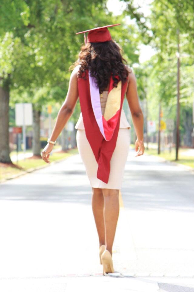 dEkraZy1's tweet photo. Of all the licensed architects, only 0.2% are black women. I'm about to change that number. #TuskegeeAlumna #IBalledParlayedAndNowIGraduate https://t.co/dacrWUYjan