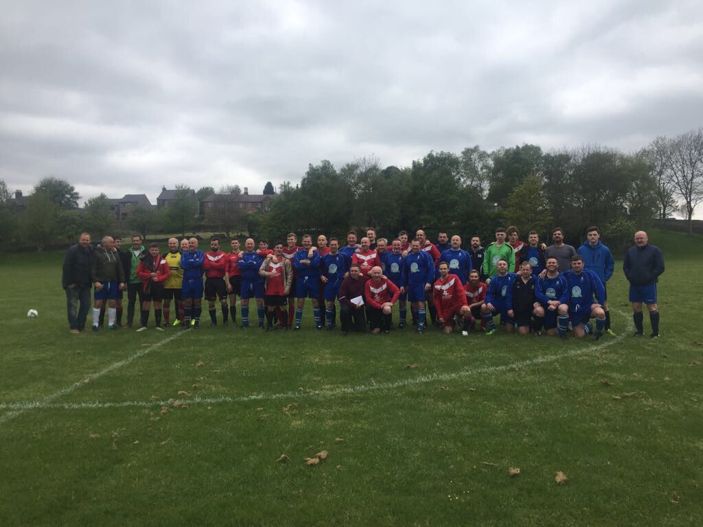 SWFCSouthy's tweet photo. @concordis82 @Spa1877 @ReservedCB @SUFC_tweets @MinniesS6 @sportsman_LM All there to remember Paul Sherwin, aka Shersy 🙏👍 https://t.co/F03cuHNz2i