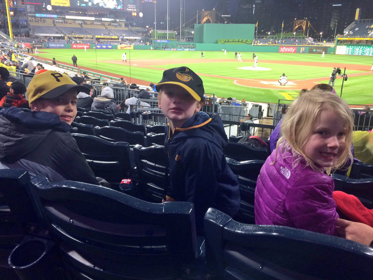 KellyConaway's tweet photo. #LetsGoBucs https://t.co/LlKB3tAbUU