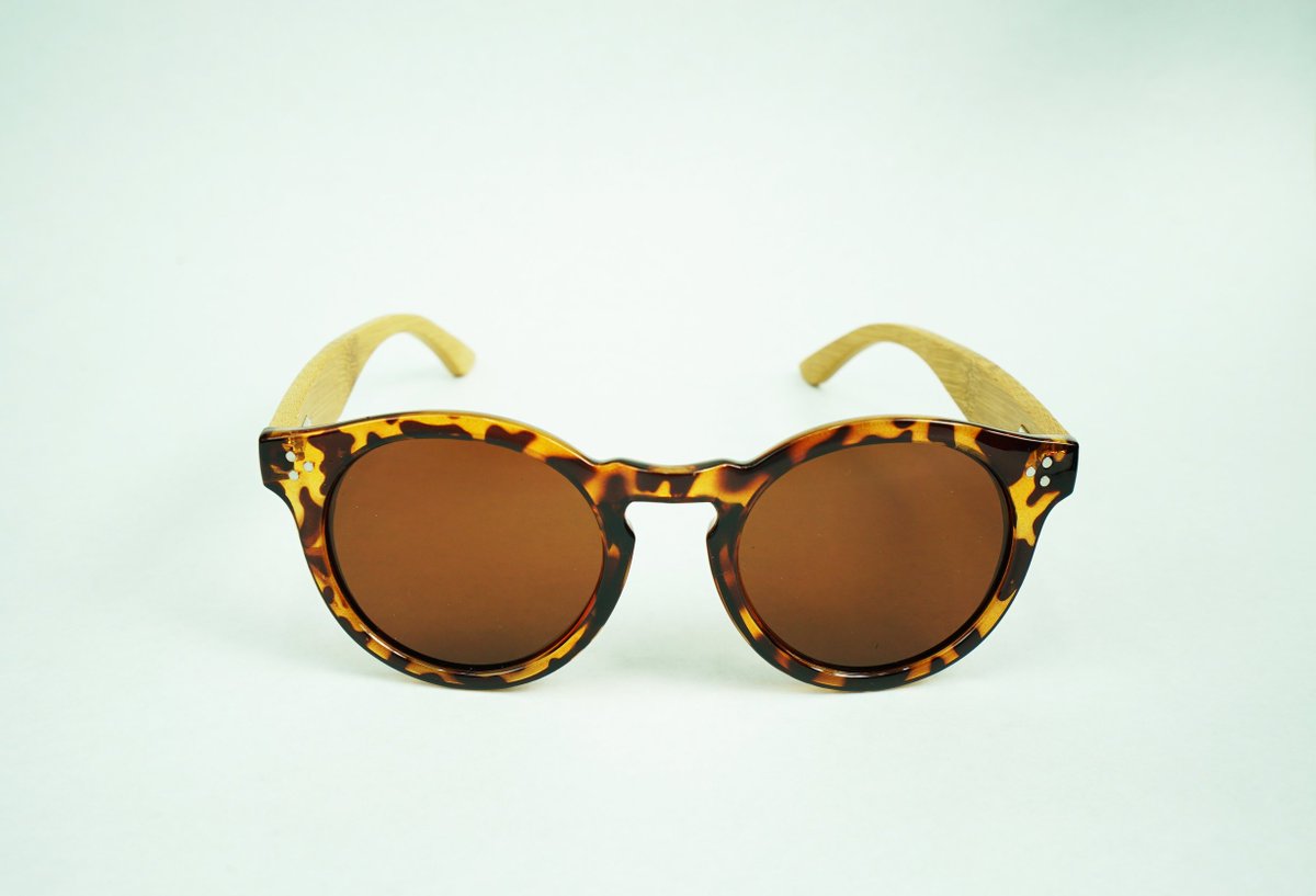 ShadyTreeTeam's tweet image. Ladies Polarized Birdwatchers start at only $25. Stretch hinges assure that these bad boys will fit any size head #StayShady 😎