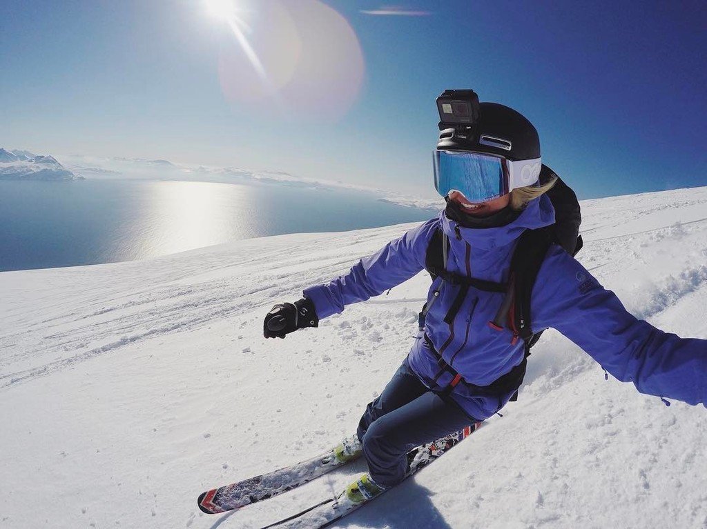 ChrissyKay's tweet photo. Lady in Blue! π#Norway #Arctic #sailtoski https://t.co/513xZBvQDh https://t.co/zl4VkW0CTz