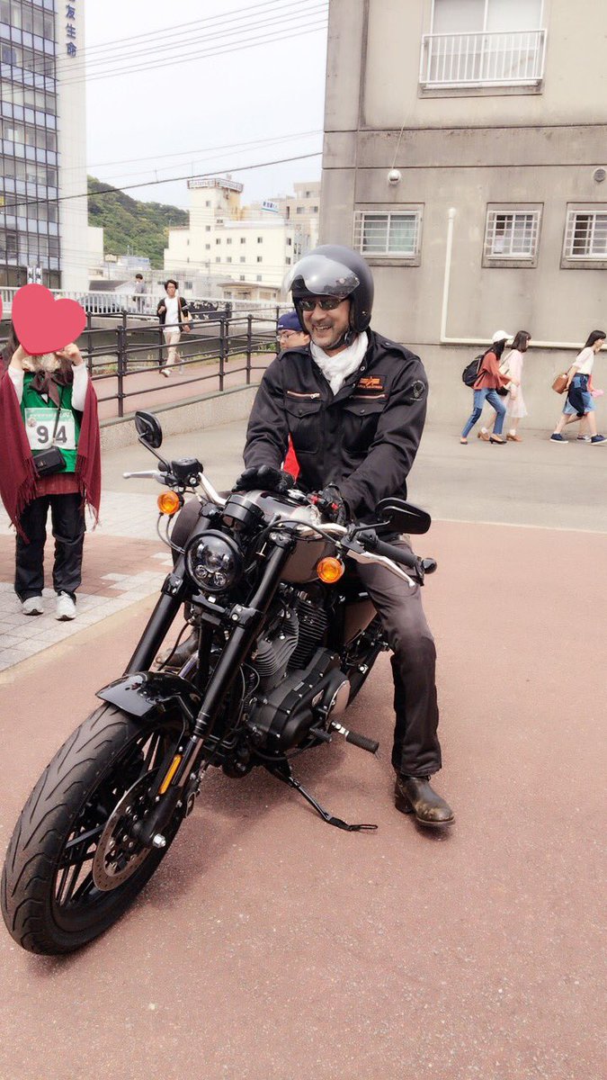 クソリプを応援する先輩 Ky Pancake Twitter