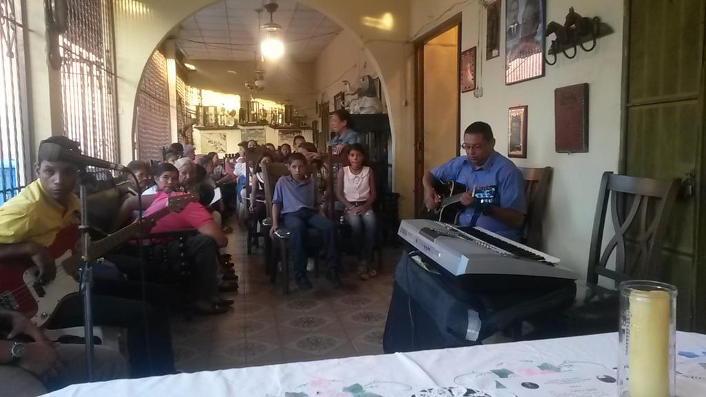 nucleosombrero's tweet photo. #unaluzparaArmando @SistemaGuarico  @elsistema  @antoly11 https://t.co/kCFudTT478