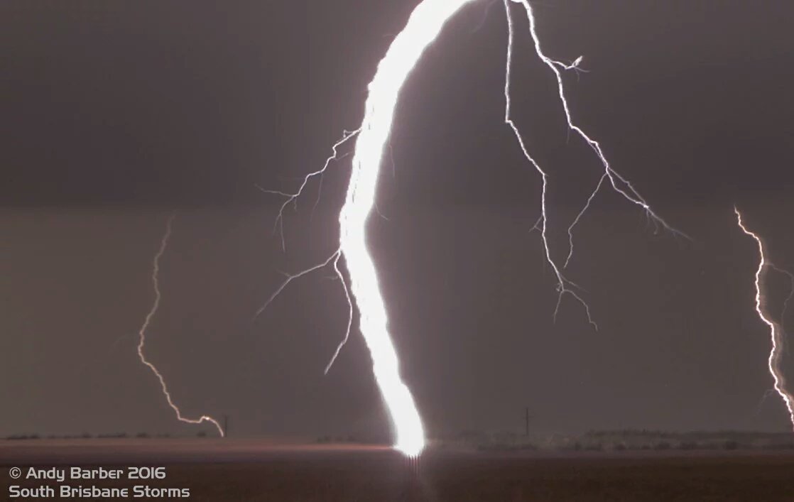 CLOSE ENCOUNTER. Turkey, TX May 23rd 2016 with Dicko and Dazza! <a href="/StormHour/">#StormHour</a> <a href="/EarthandClouds/">Earth and Clouds</a> <a href="/AUSSKY/">AustraliaSkynWeather</a> <a href="/Morecast/">Morecast</a> <a href="/iCyclone/">Josh Morgerman</a> <a href="/spann/">James Spann</a> <a href="/JimCantore/">Jim Cantore</a> (: