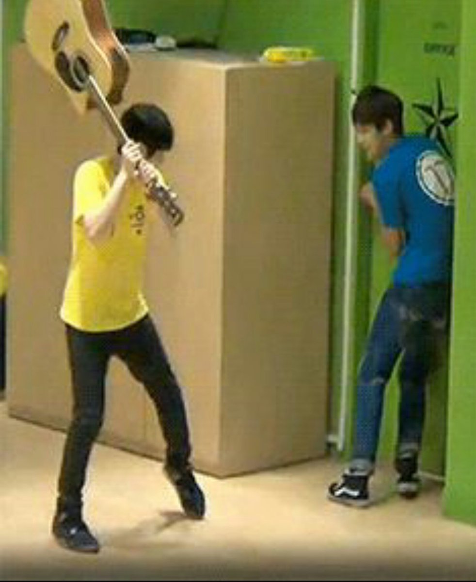 berrybubb's tweet image. Weapon of choice: guitar