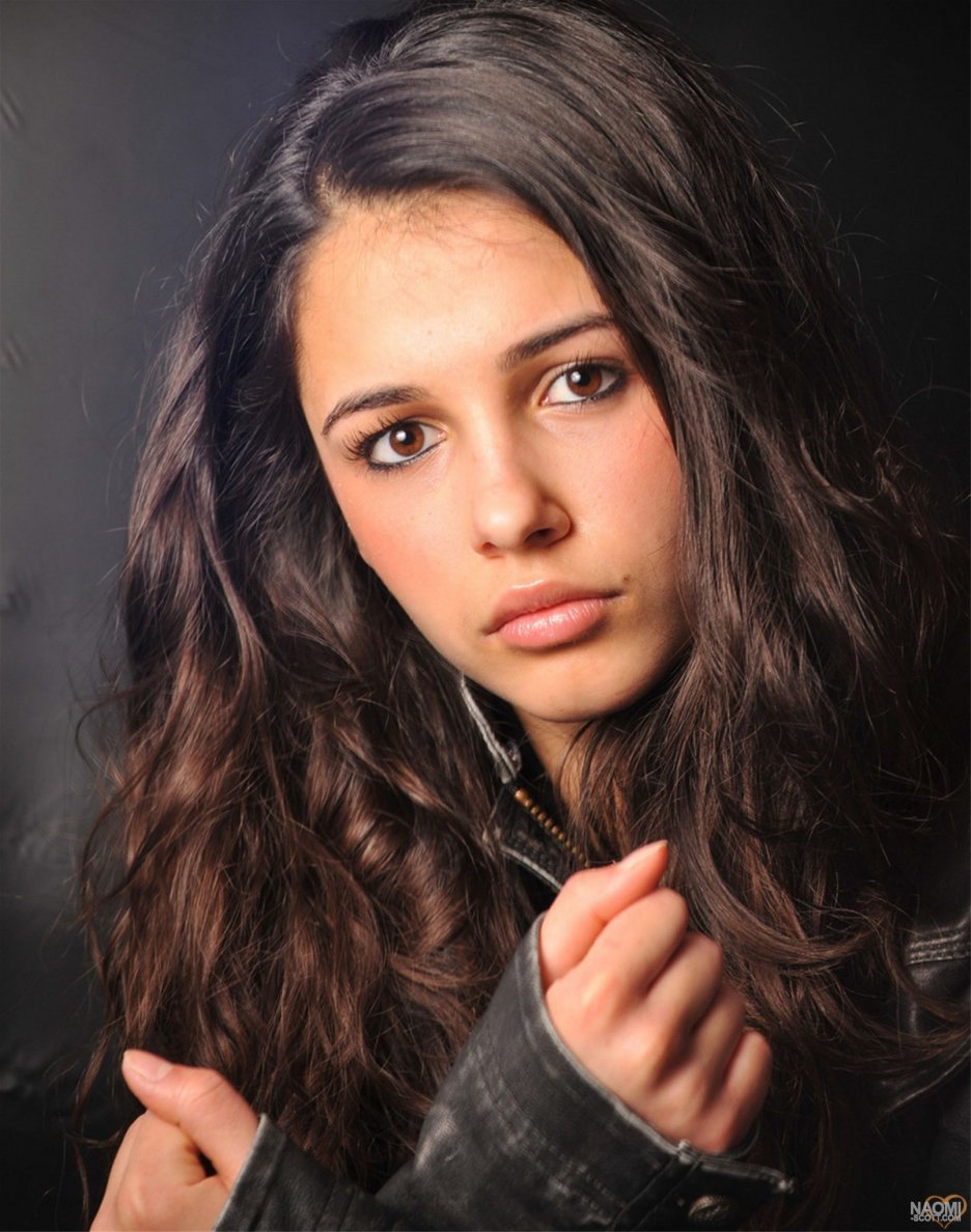 Happy Birthday Naomi Scott! 