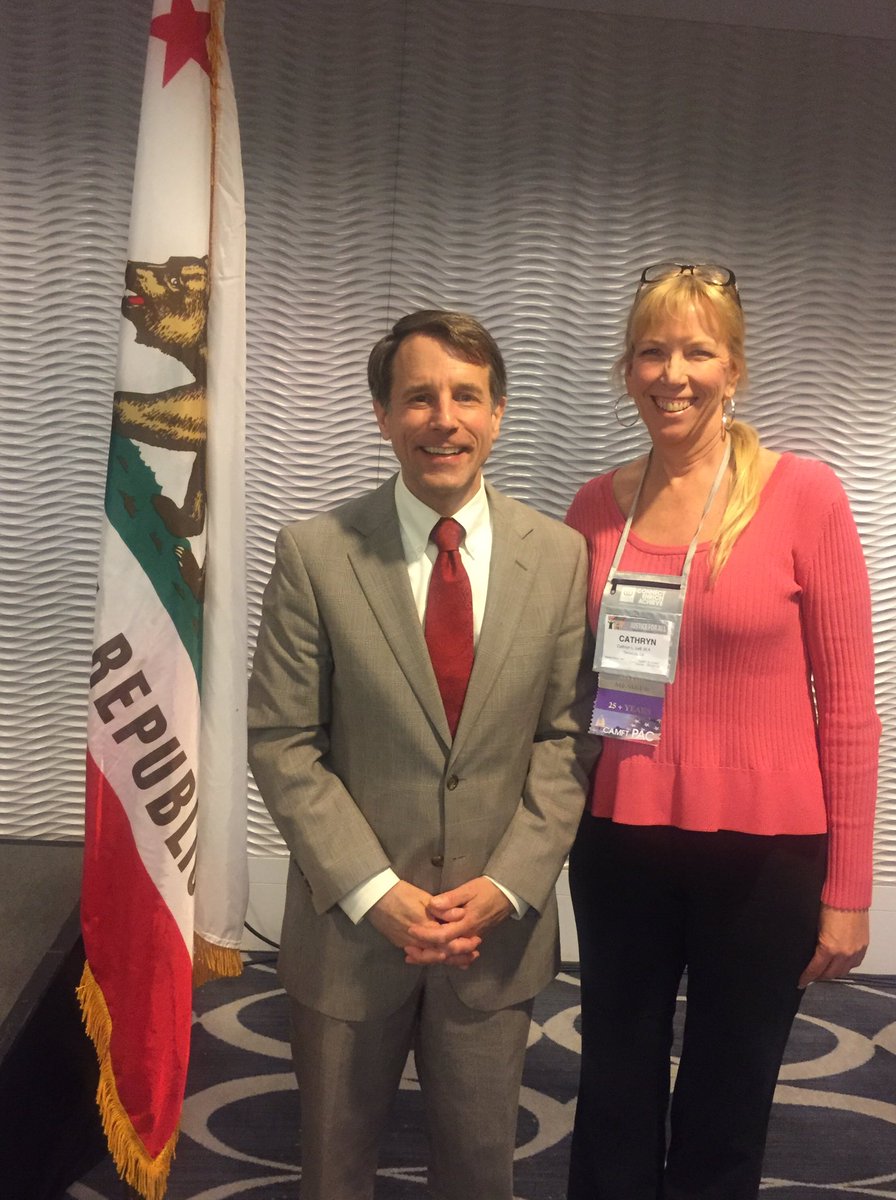 drcathrynlmft's tweet photo. Big fan of #CAInsurance Commissioner Dave Jones #8Clap https://t.co/ySZvvUtUQ8