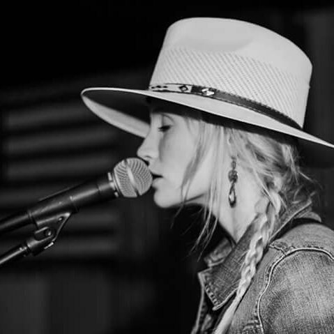 JonnaMaeMusic's tweet photo. #NewProfilePic https://t.co/fiCn1OzX7w
