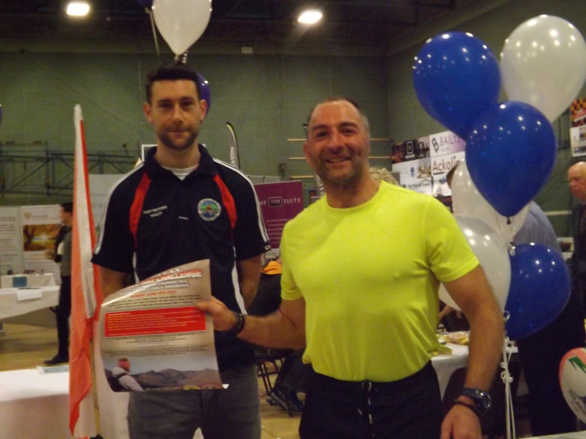 GillianWharton's tweet photo. @stpatsgaaclub The lads were busy convincing me to do #DingleChallenge @bankofireland #EnterpriseExpo #Tralee ......they convinved me!! https://t.co/c0p65oqJfk