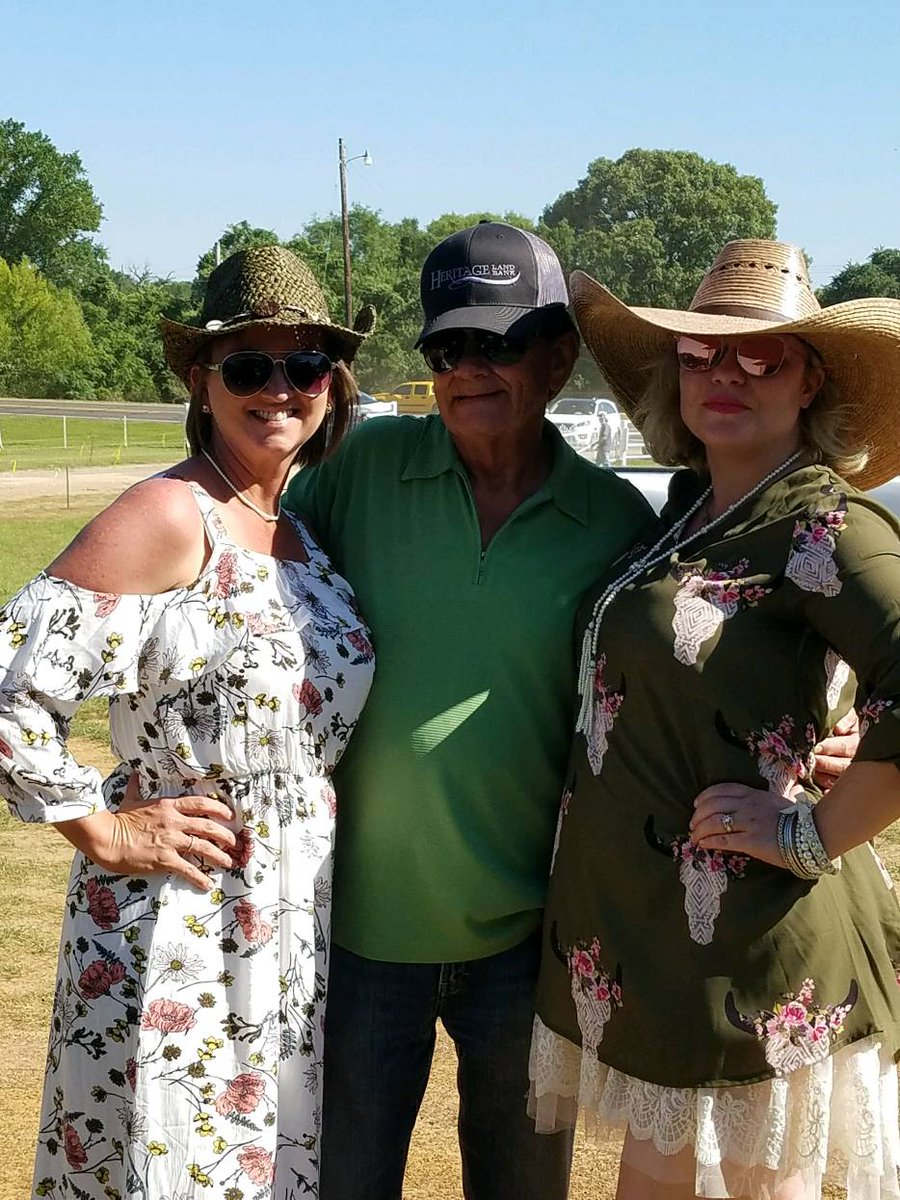 kyyk983's tweet photo. Come see the crew, and meet Bubbat at the Crawfish Boil! https://t.co/SQjqOcFMOz