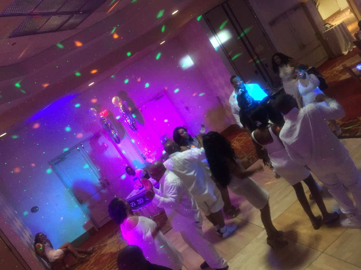 BritBeatEnt's tweet image. BritBeat Entertainment putting on an exciting birthday party in Las Vegas.
britbeatentertainment.com