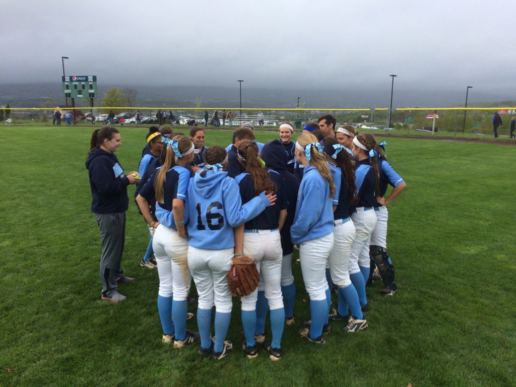 IUMightyMacs's tweet photo. Softball defeats Cabrini, 3-2! Will play Neumann at noon Sunday for the CSAC Championship. https://t.co/PcRjqyCZLv