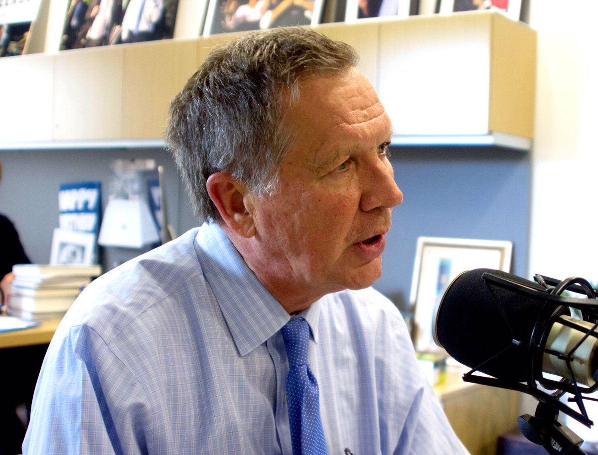 davidaxelrod's tweet photo. "What would it be like for me if I didn't have healthcare?" @JohnKasich on empathy, oppo to @GOP bill. #AxeFiles https://t.co/uCrEKJNUWF https://t.co/FXNmUHFhSe