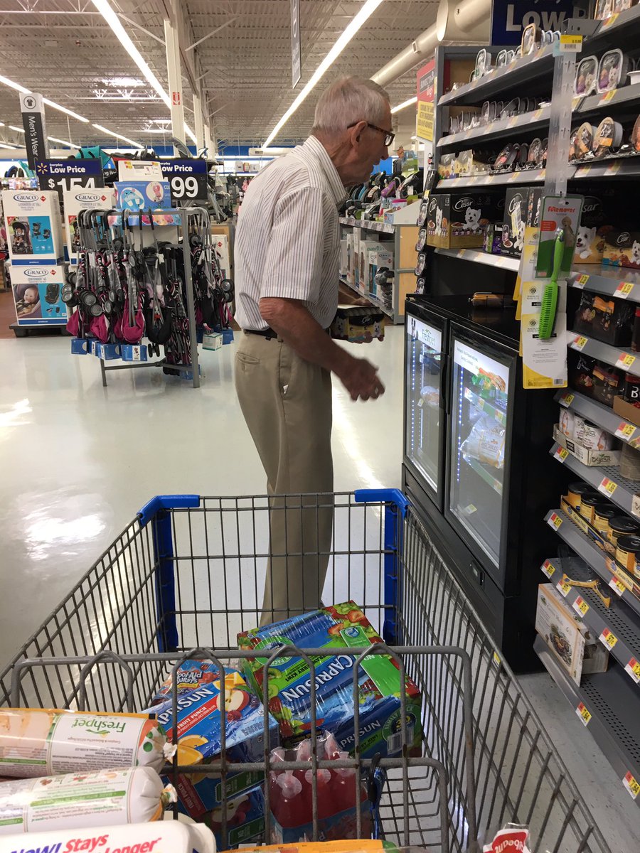 holls__e's tweet photo. I made a new friend at walmart today and I miss him already :') https://t.co/mQdia3Rk4H