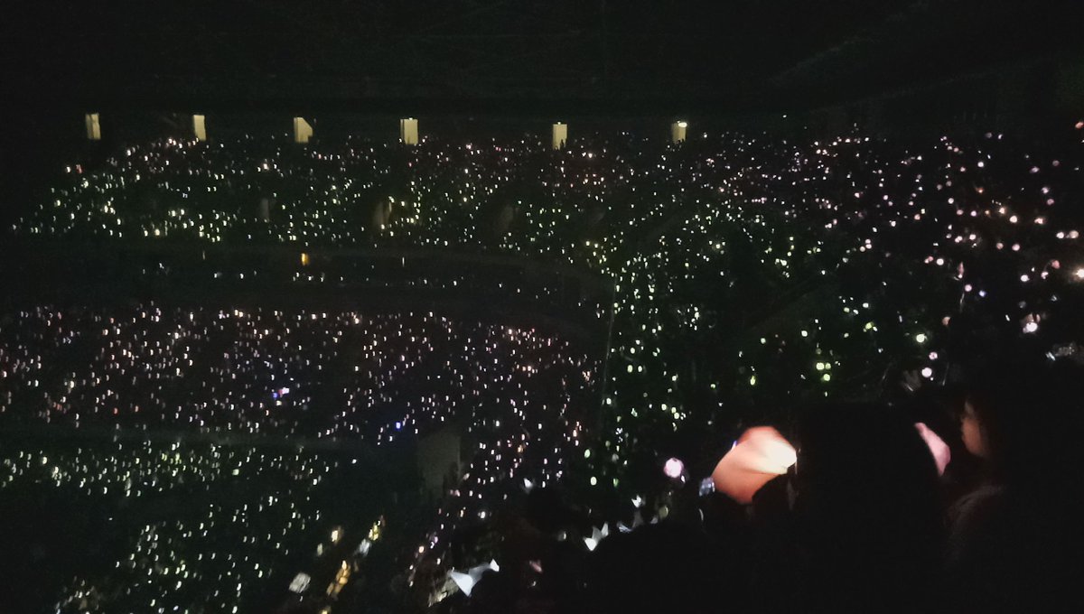 sparklinghaewon's tweet photo. View from GEN AD's SPRING DAY PINK AND GREEN OCEAN ππΈ
#WINGSTourInManila #BTSWingstourinmanila #BTSWingsTourManila #FindAnARMY https://t.co/JEmj7IIye8