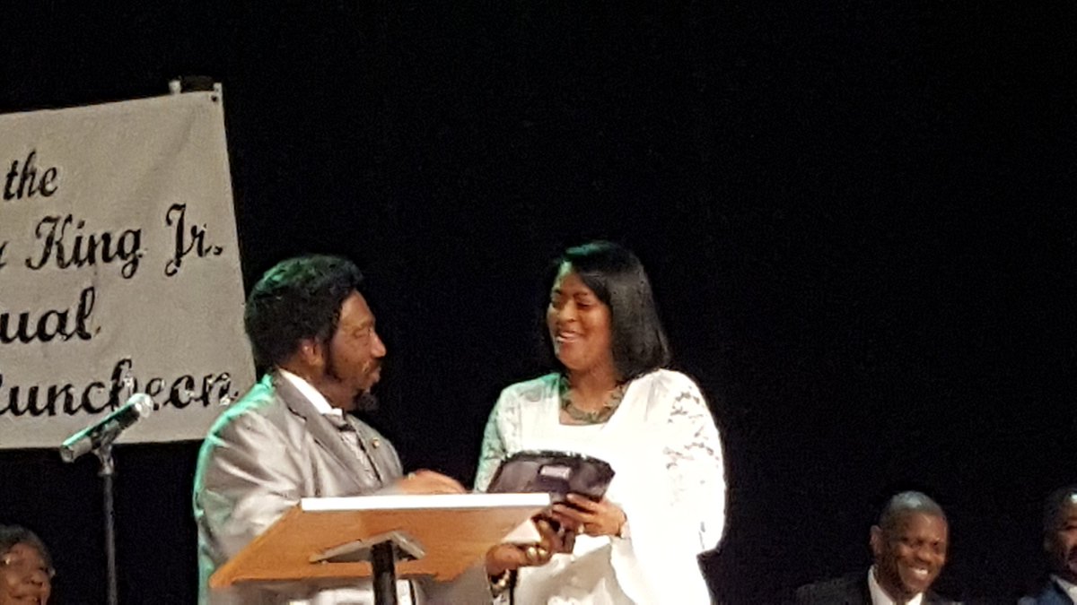 edavis25940276's tweet photo. Congratulations to Mrs. Rogers for receiving the Dedicated Service Award at the MLK Luncheon today. We are so proud of Mrs. Rogers!! https://t.co/ORwIz7cpkA