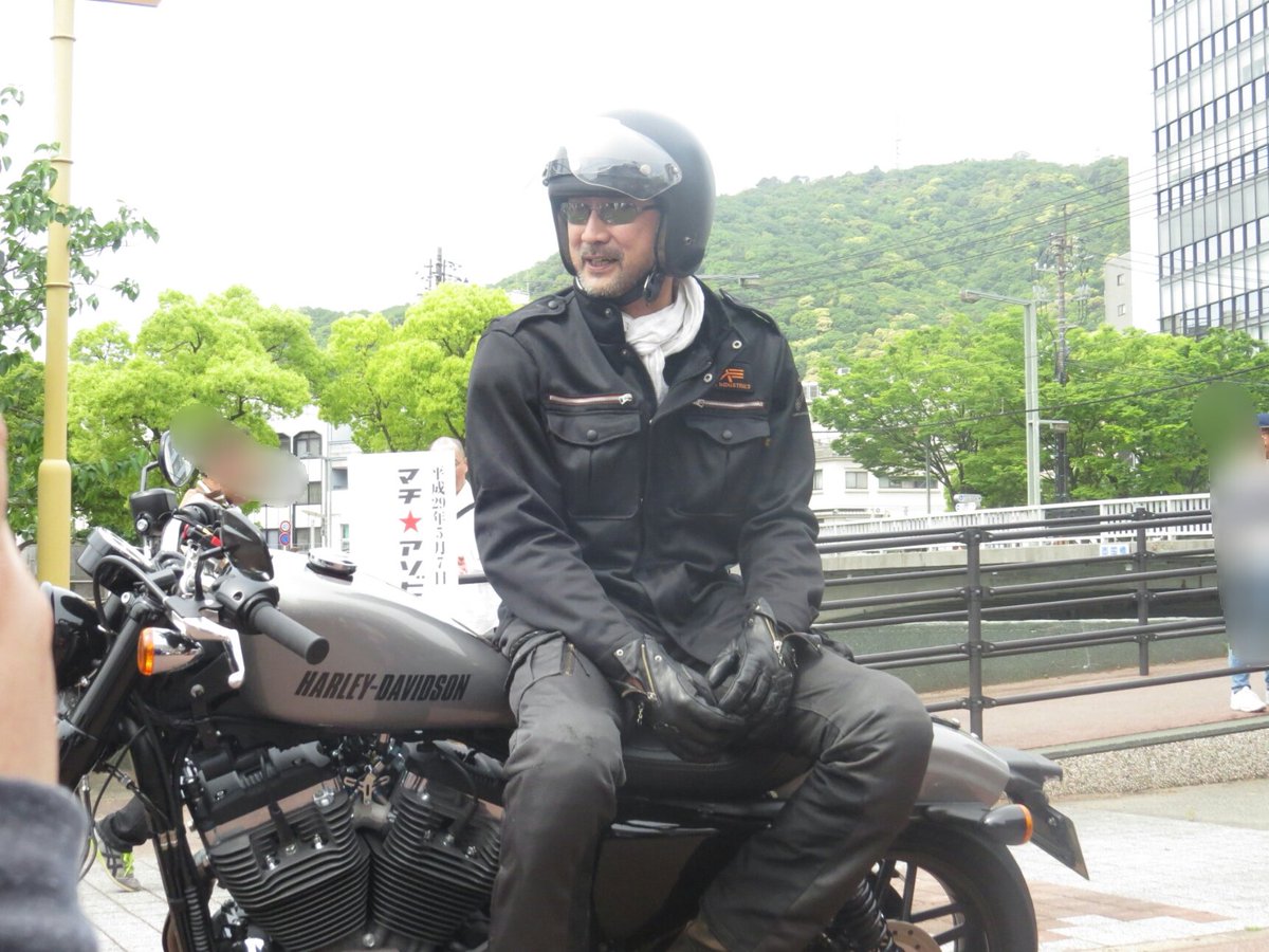 大塚明夫さんがハーレーで登場 徳島のマチ アソビ Twitter