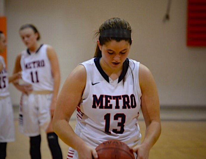 SierraPuente_'s tweet photo. ✌🏼out metro athletics, it's been fun!! #gopats https://t.co/heNlvcdqWi