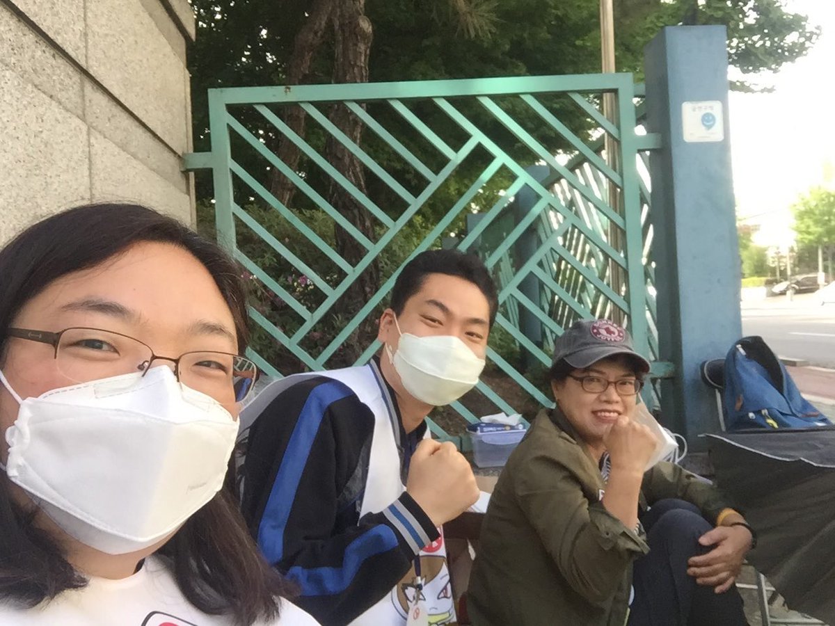 문성근 tweet media