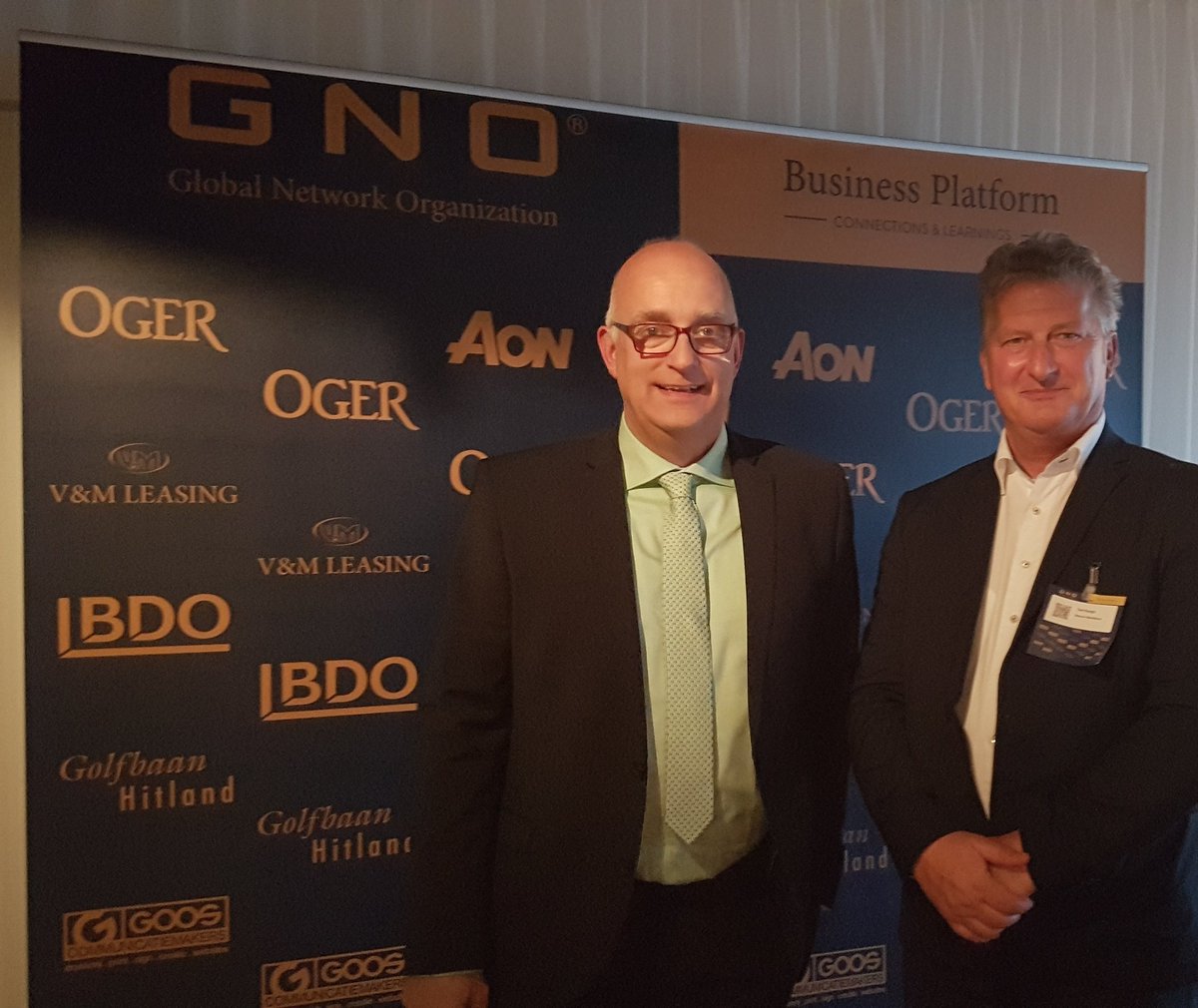 Netwerborrel met ambitie en niveau dat is de Business Class Borrel gnobusinessnetwerk.nl/?t=Business-Cl… #bcb070 #netwerken #DenHaag #netwerkborrel